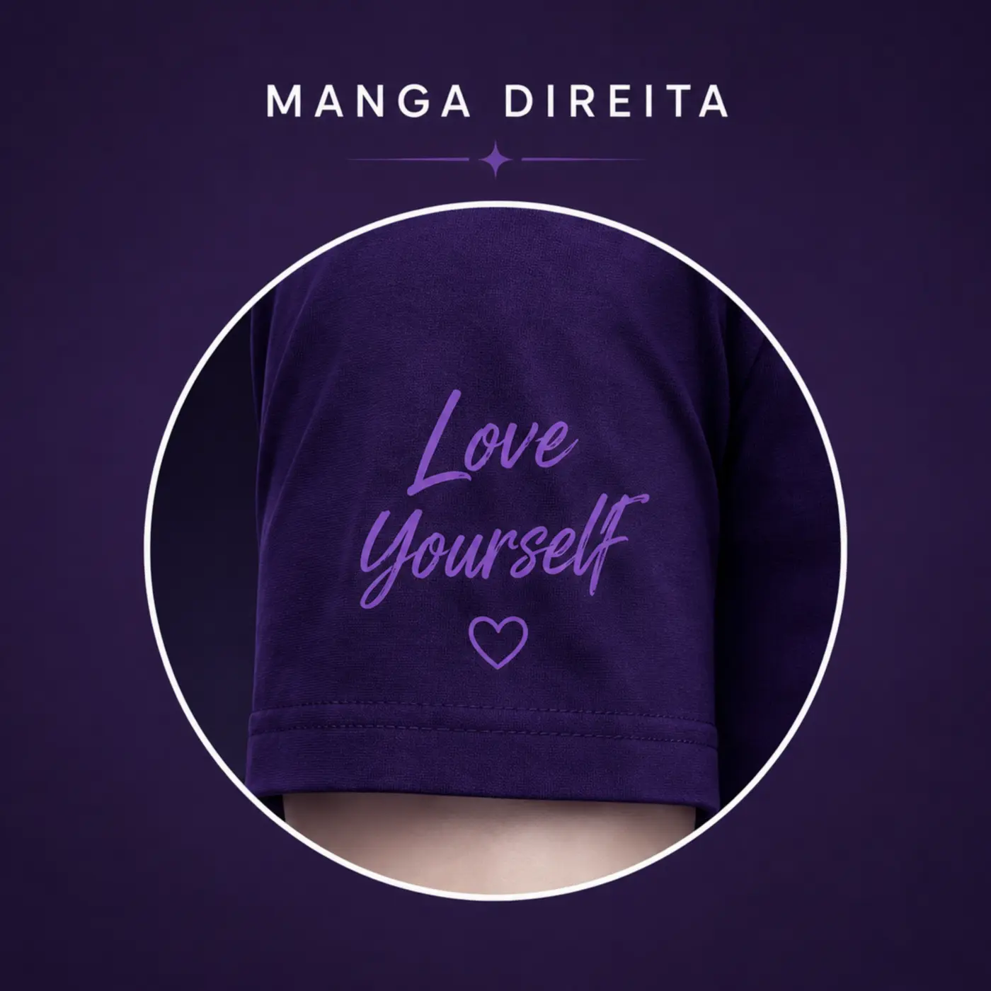 Detalhe da manga direita da camiseta
